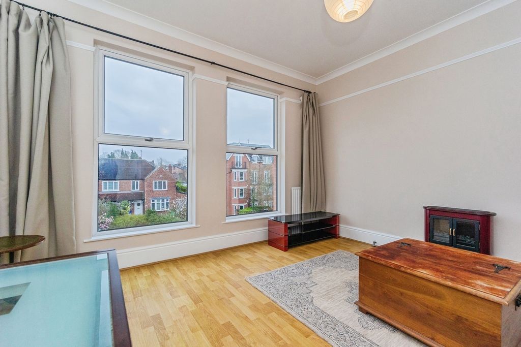 Property photo 2 of 17 Pbox-Img.Jpg