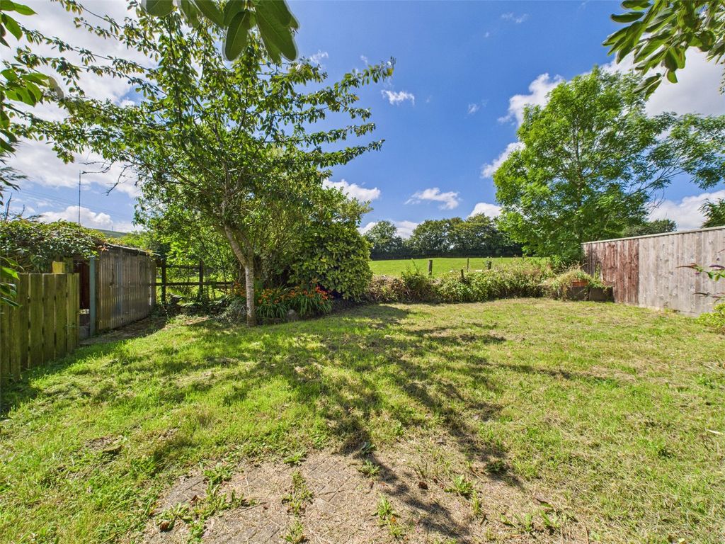 Property photo 3 of 20 Picture No. 14