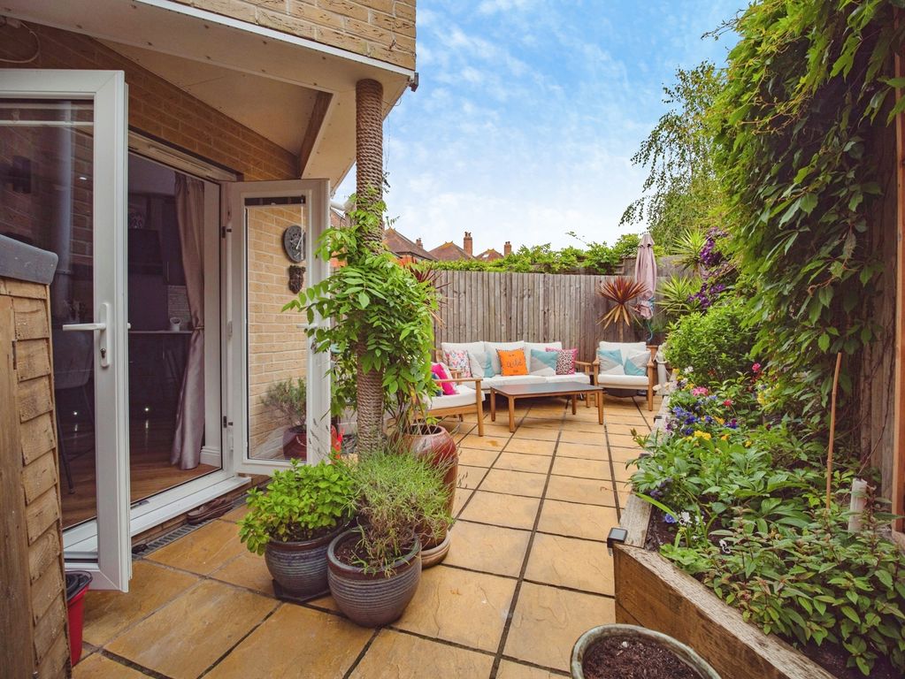 Property photo 3 of 20 Pbox-Img.Jpg