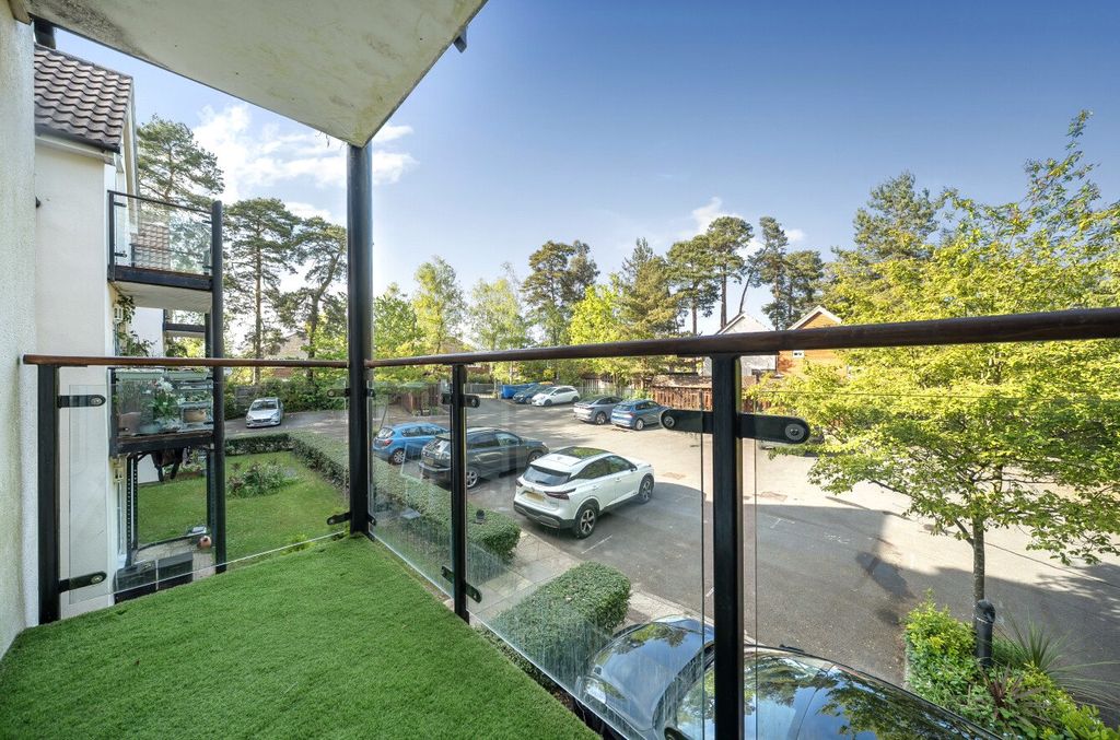 Property photo 2 of 12 Picture No. 06