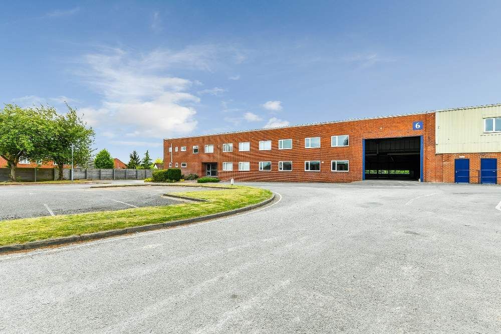 Property photo 1 of 7