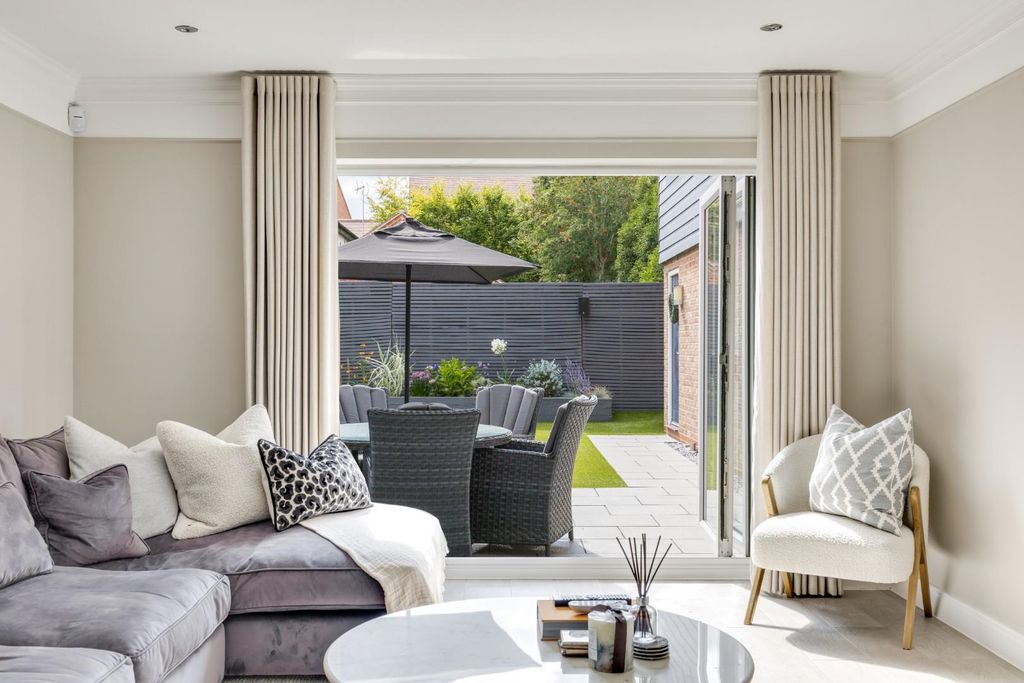 Property photo 2 of 49 Bowlby Hill 29-14.Jpg