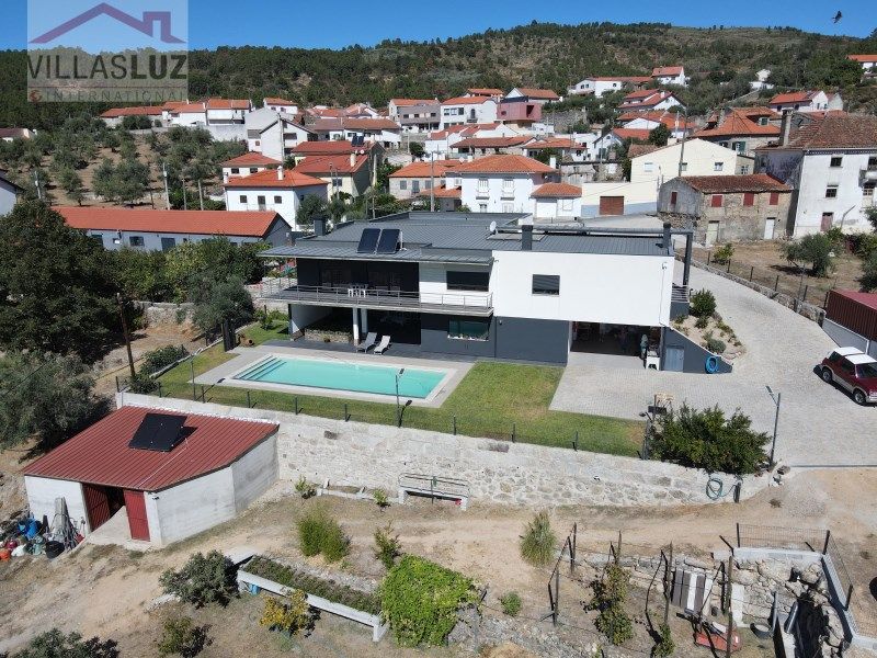 Property photo 1 of 65