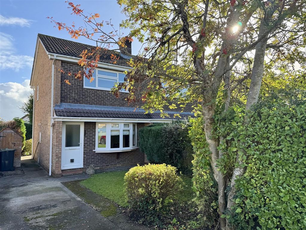 Property photo 1 of 11 St. Kingsmark Avenue