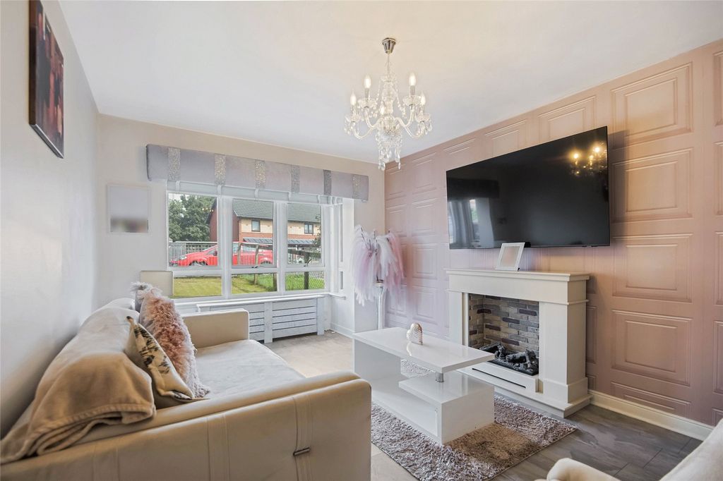 Property photo 2 of 14 2