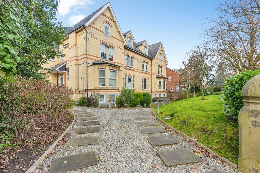 Property photo 1 of 18 Pbox-Img.Jpg