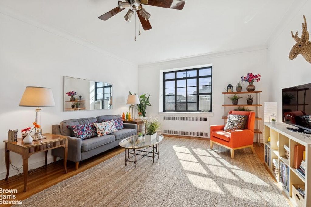 Property photo 2 of 12 <Alttext/>