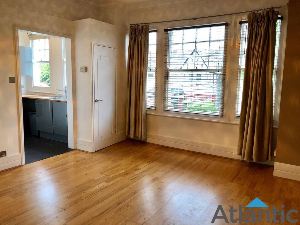 Property photo 3 of 13 Gallery