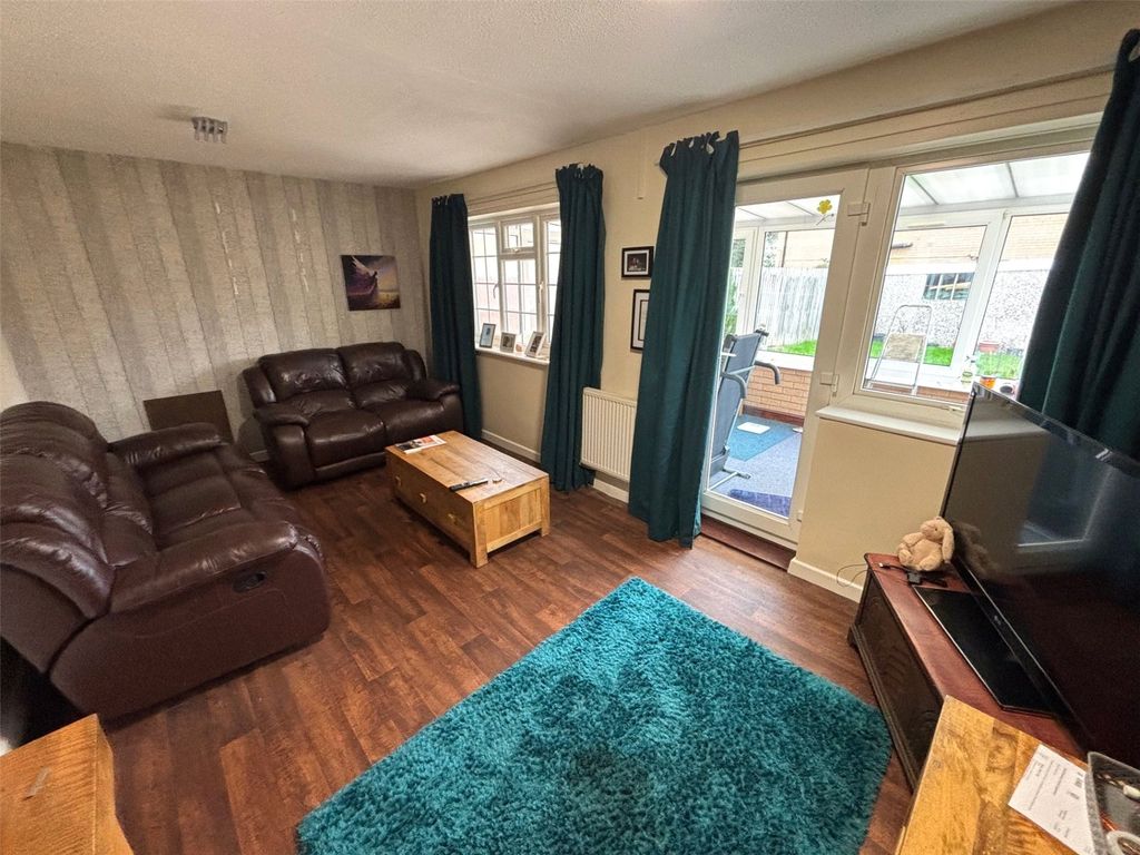 Property photo 2 of 14 Picture No. 13