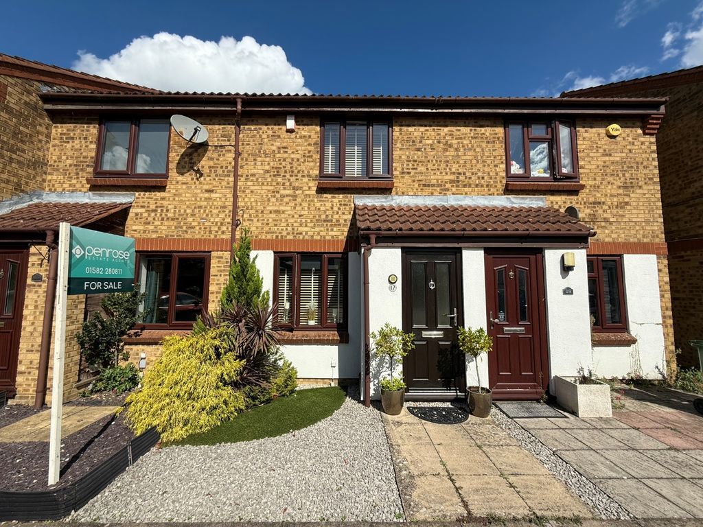 Property photo 1 of 12 4436701