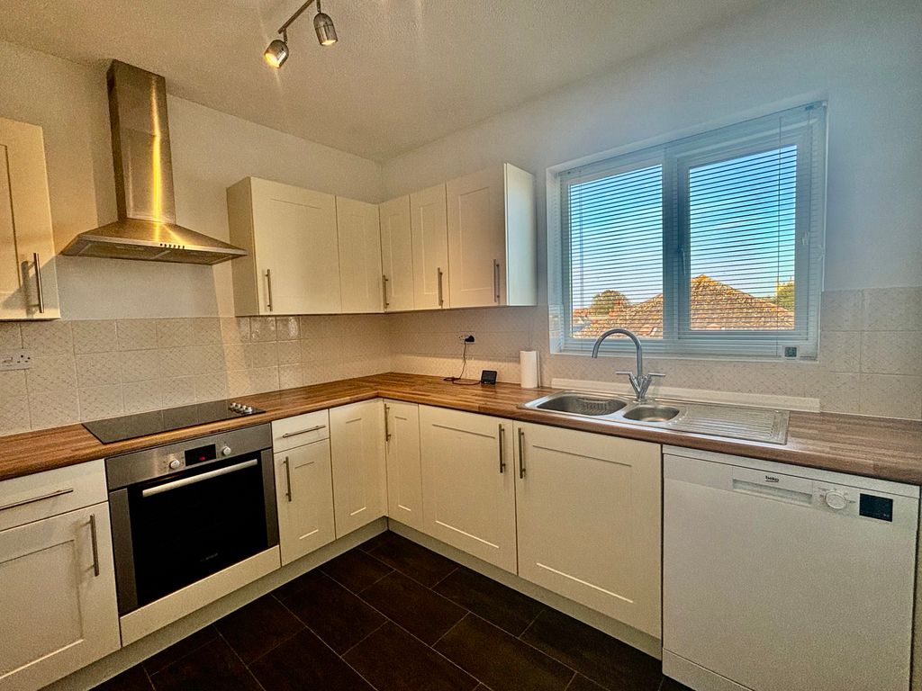 Property photo 1 of 12 Image