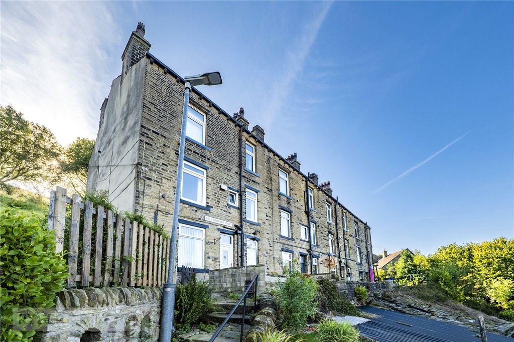 Property photo 1 of 25 Picture No. 04