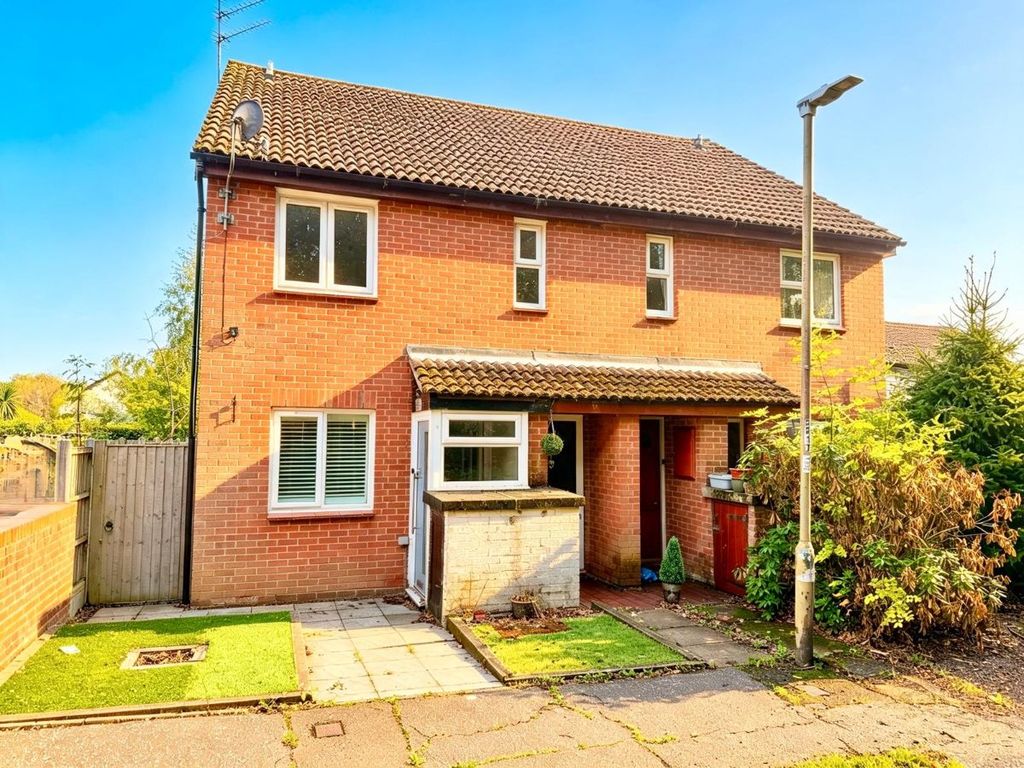 Property photo 1 of 5