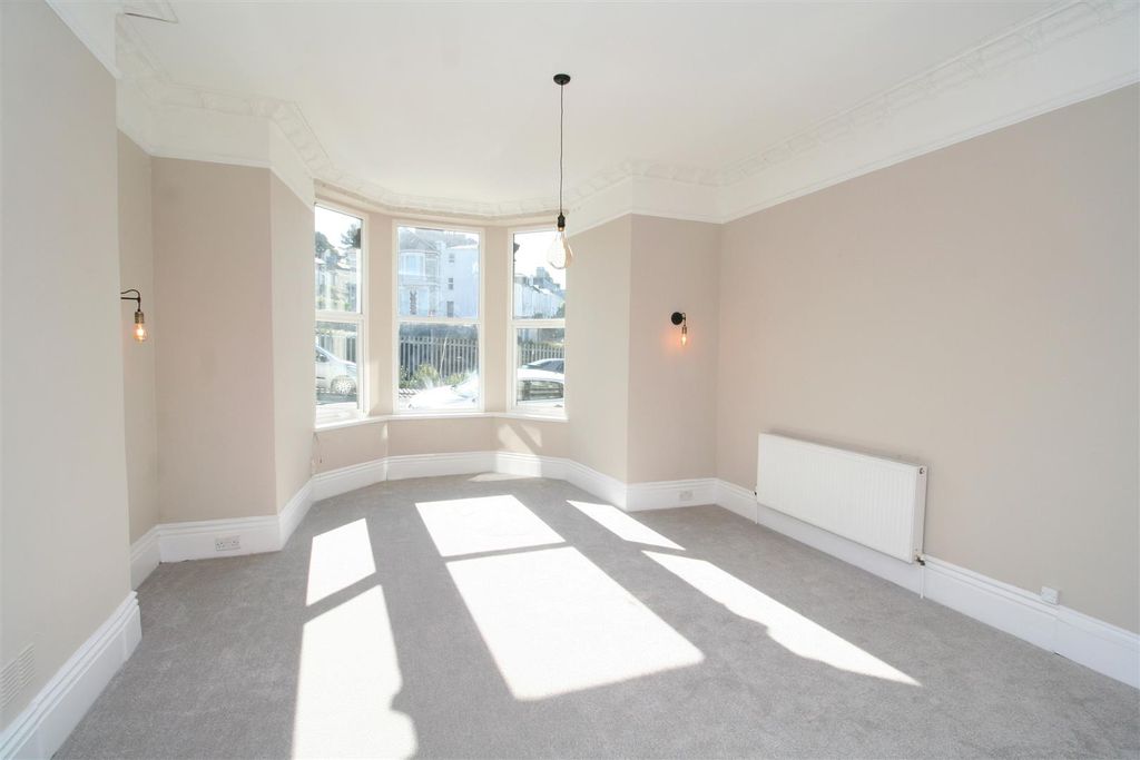 Property photo 2 of 9 Living Room