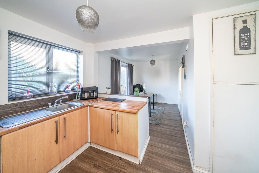 Property photo 3 of 23 Webbs-36.Jpg