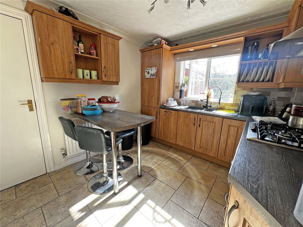 Property photo 3 of 16 Picture No. 08