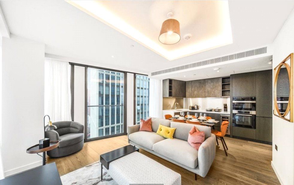 Property photo 2 of 21 Picture No. 16