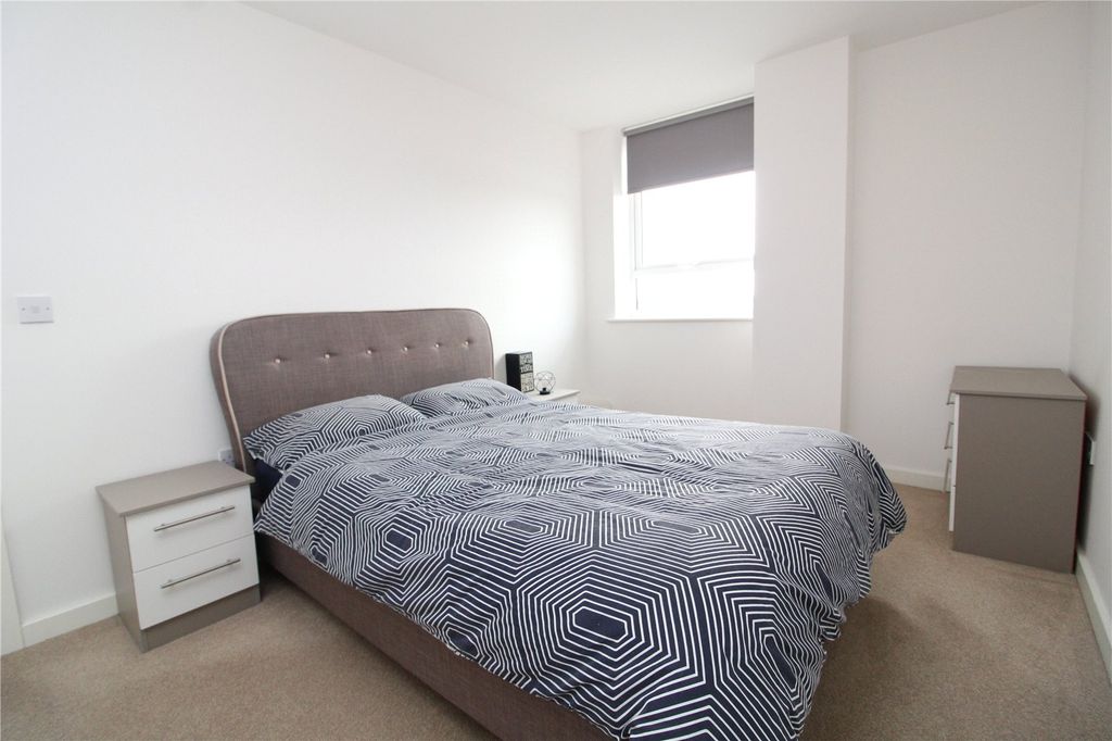 Property photo 2 of 11 Bedroom One