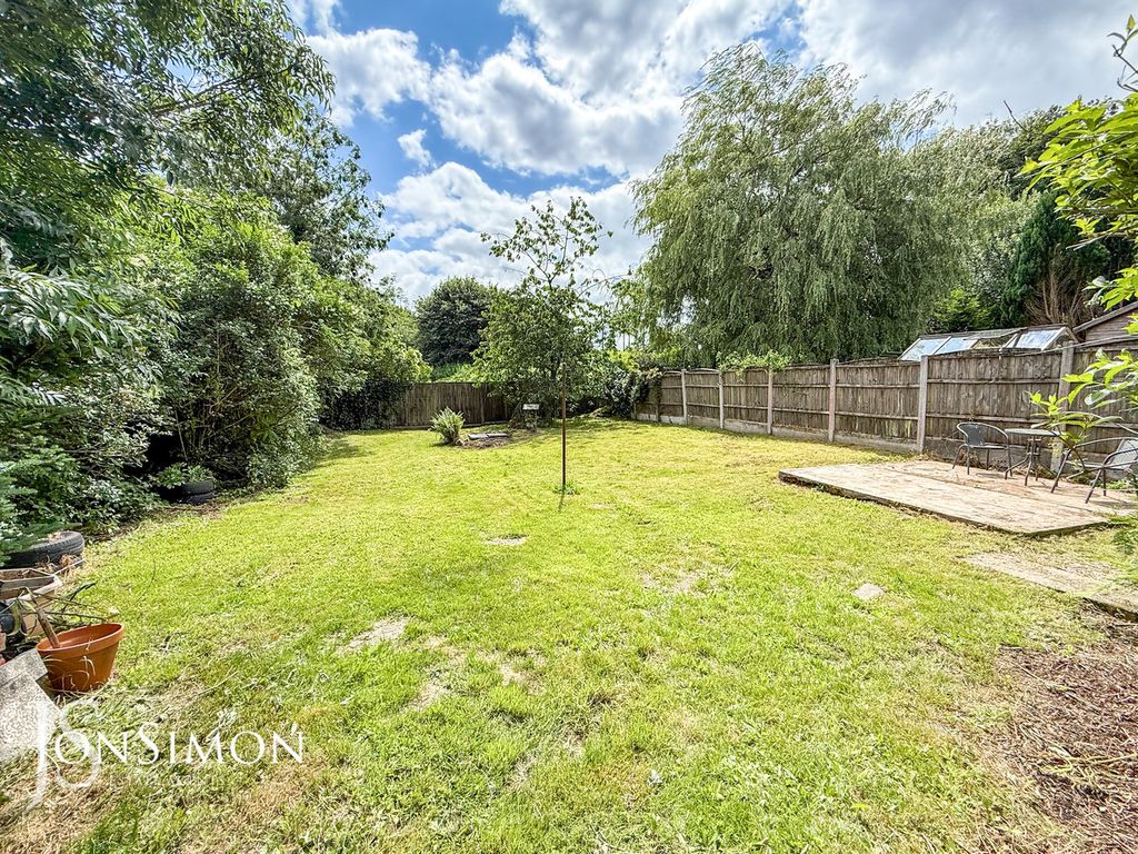 Property photo 2 of 24