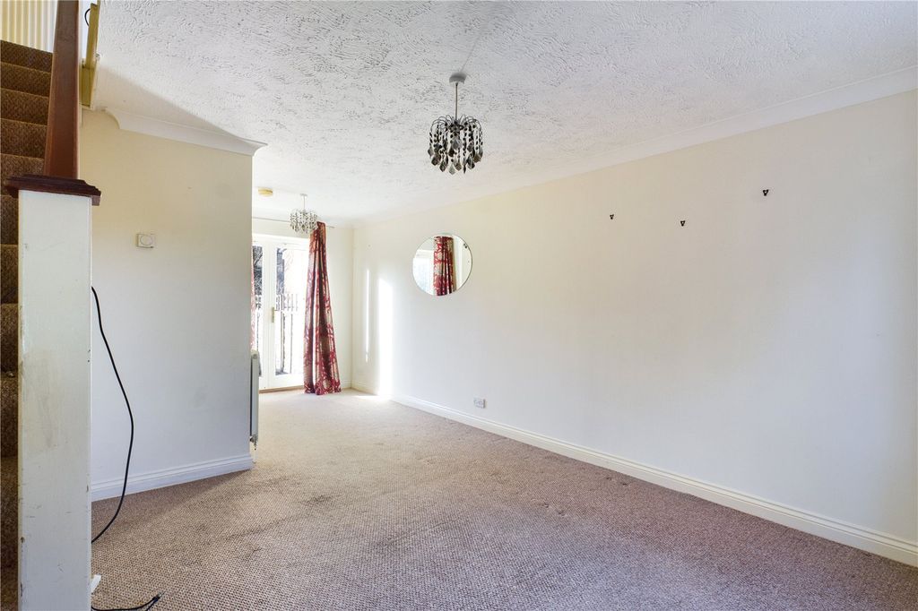 Property photo 2 of 8 Picture No. 04