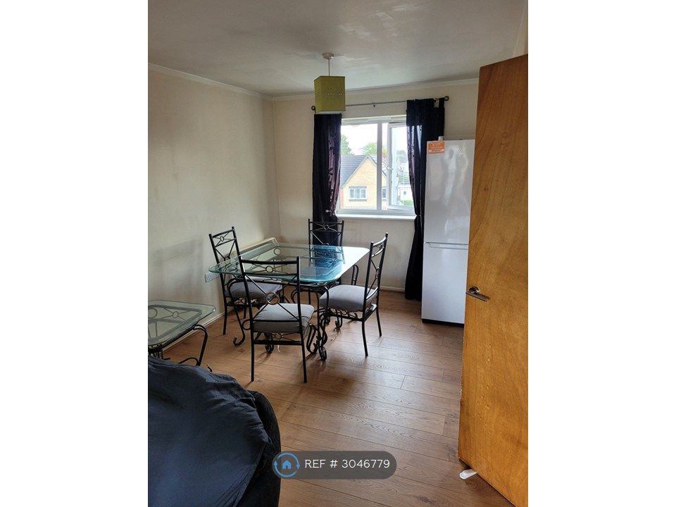 Property photo 3 of 5