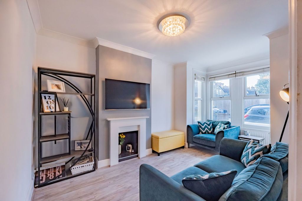 Property photo 3 of 29