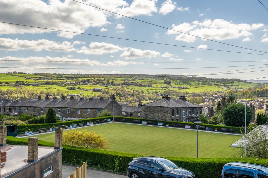 Property photo 1 of 17 1438182-25-69E79Be9A74ba