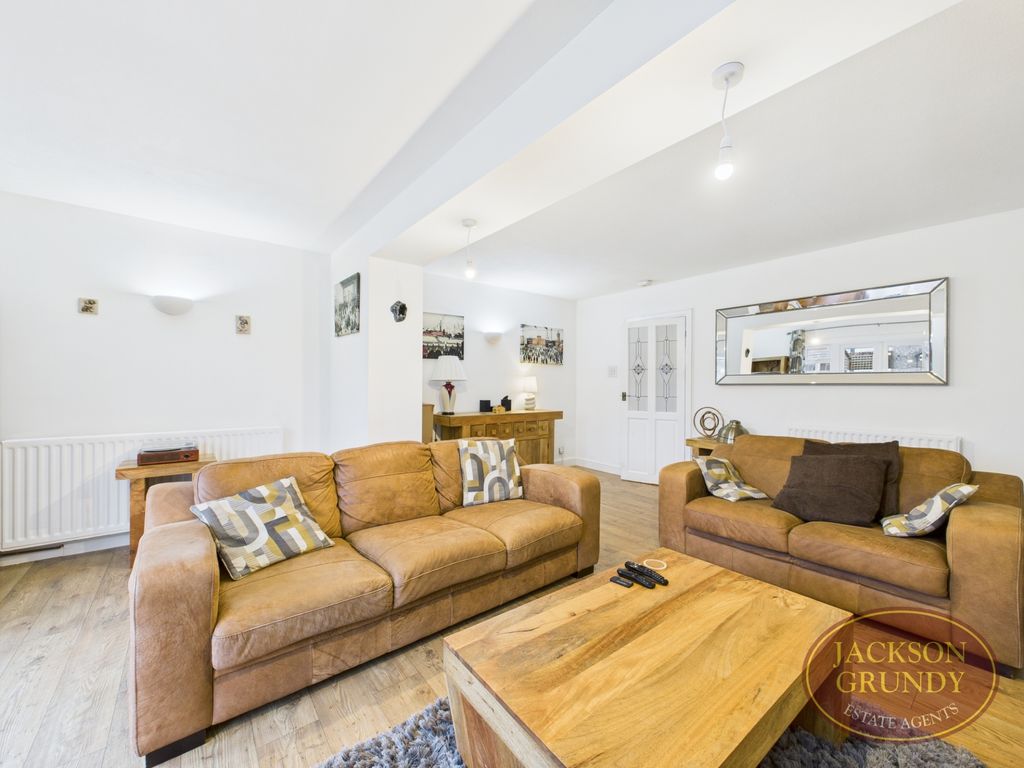 Property photo 2 of 19 Photo 13