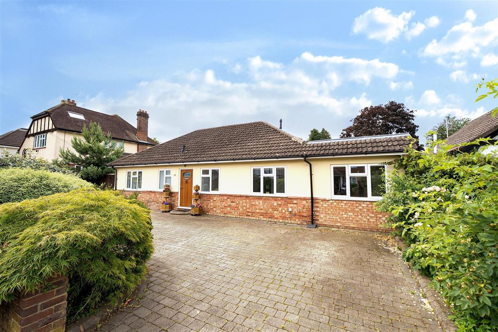 Property photo 1 of 19 Front
