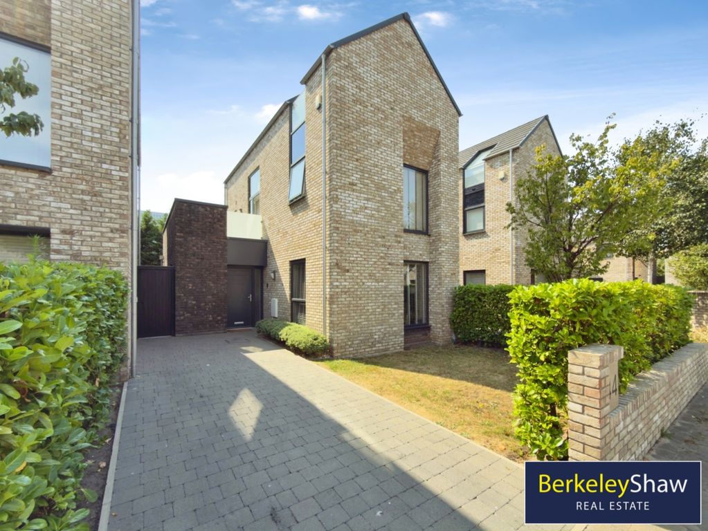 Property photo 1 of 35 Pbox-Img.Jpg