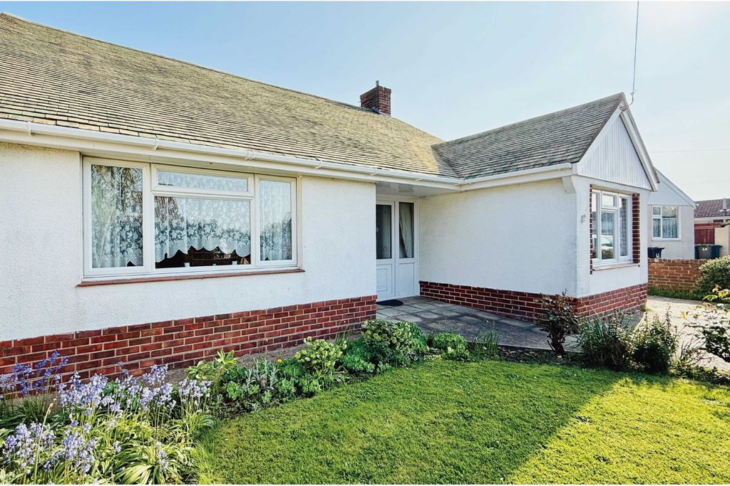 Property photo 1 of 12 Front View