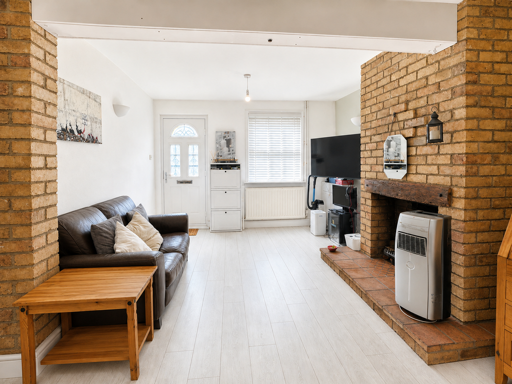 Property photo 2 of 14 19-