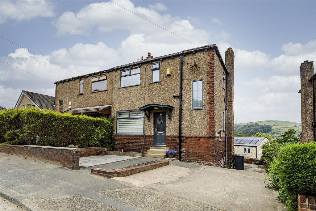 Property photo 1 of 33