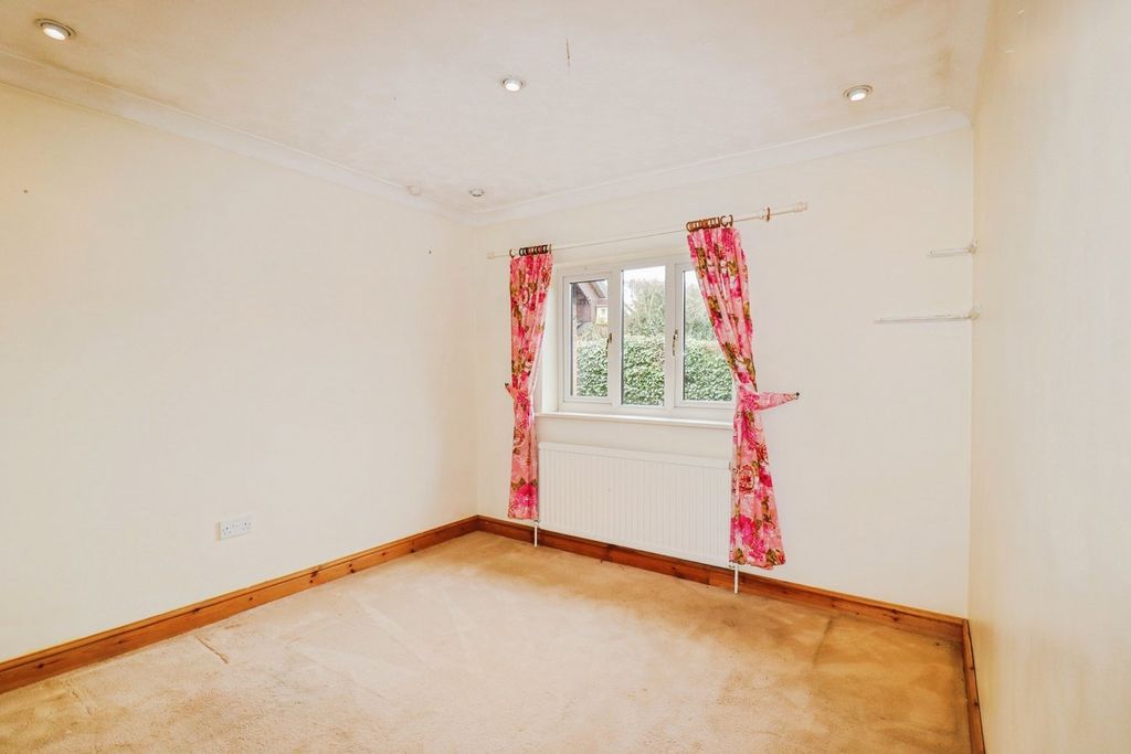 Additional image 9 of 2 bed detached bungalow for saleRedenhall Road, Harleston IP20