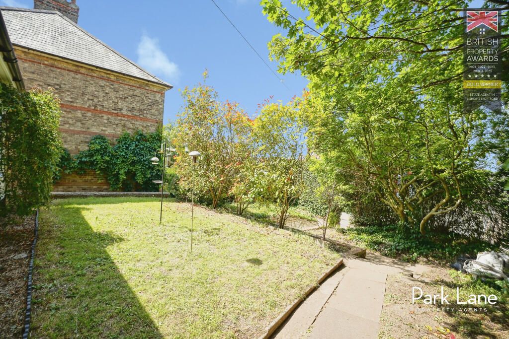 Property photo 3 of 24