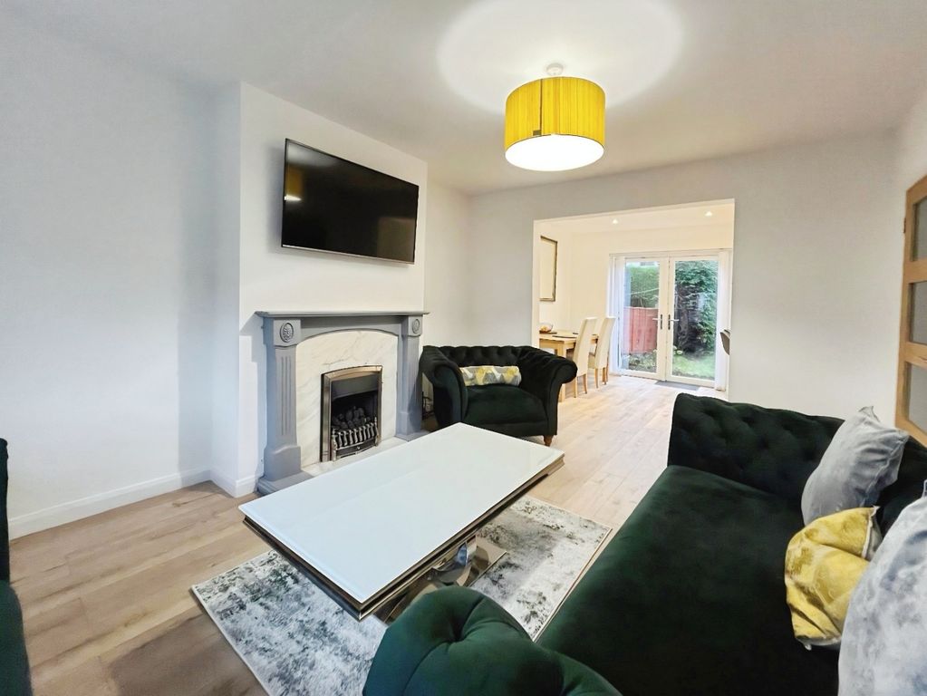 Property photo 2 of 19 4862074