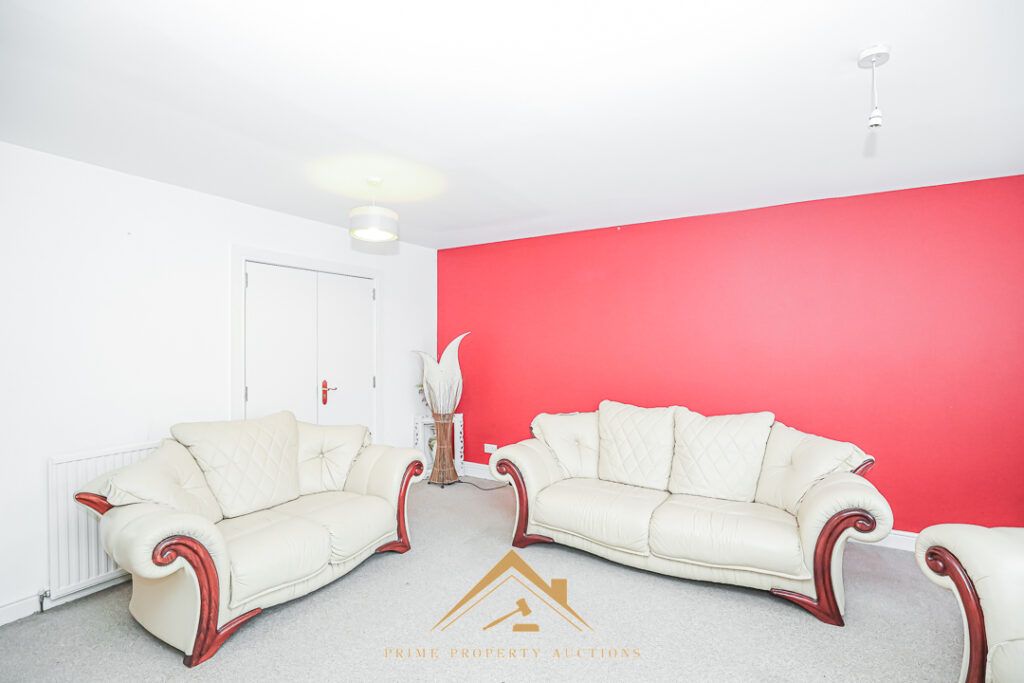 Property photo 3 of 28