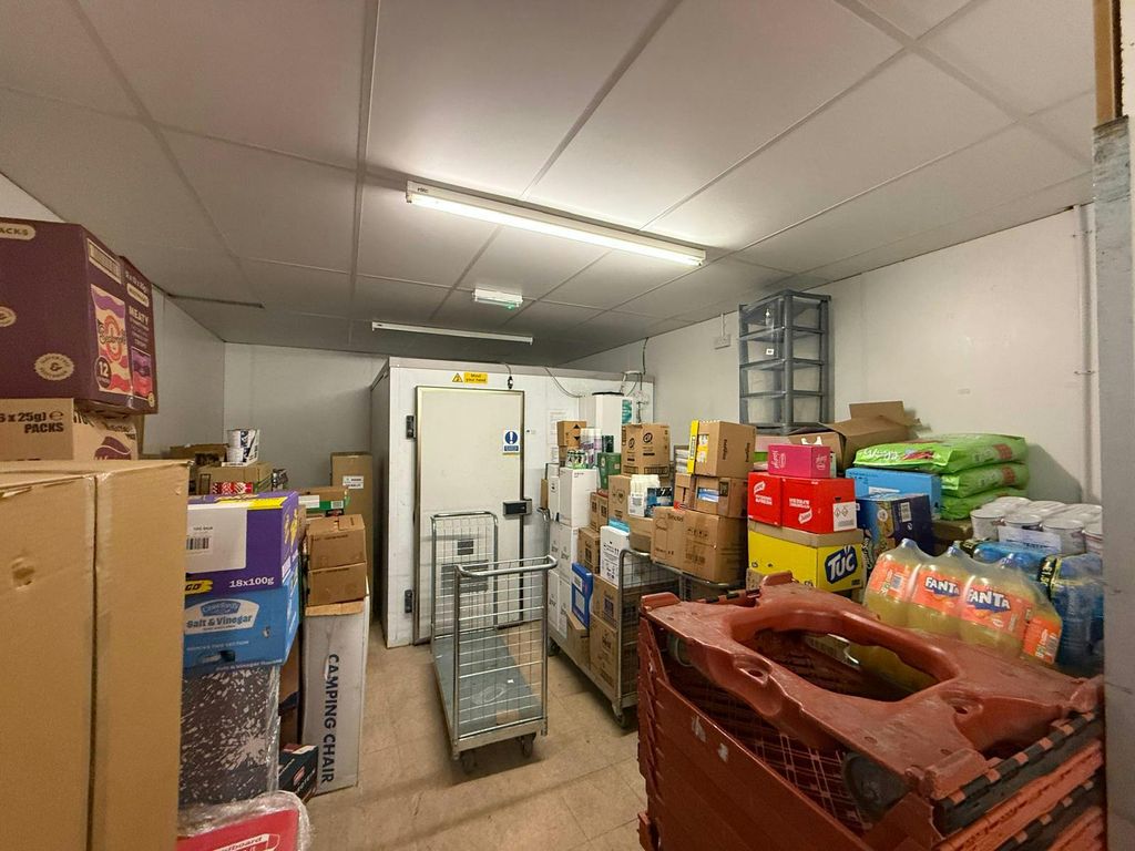 Property photo 2 of 13 Image 5