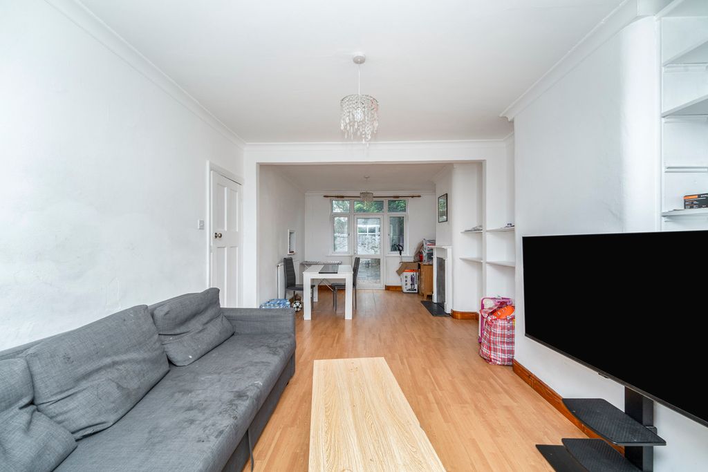 Property photo 2 of 12 Pbox-Img.Jpg