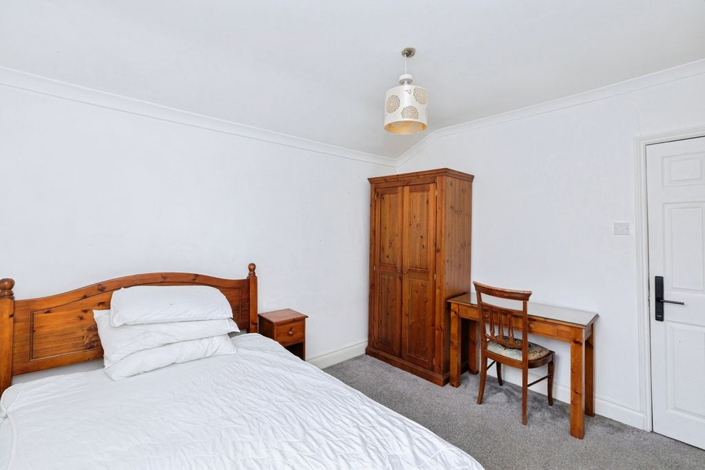 Property photo 2 of 9 Pbox-Img.Jpg