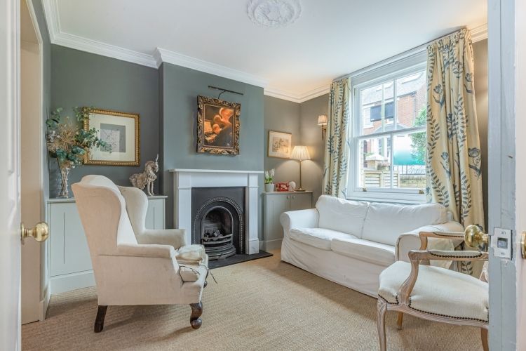 Property photo 1 of 9 310230