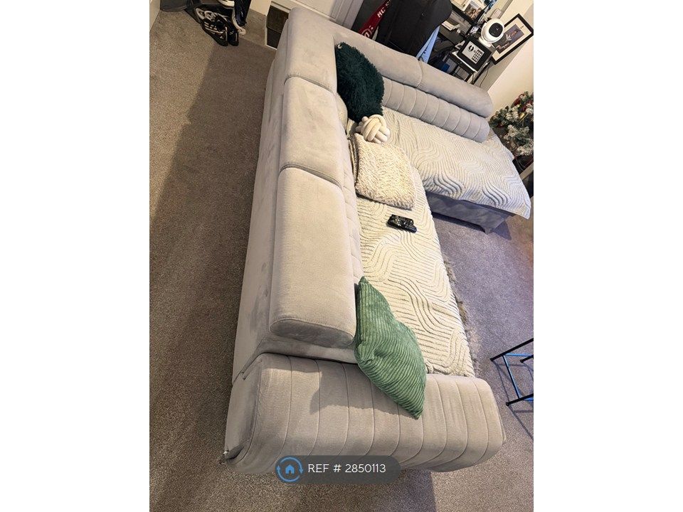 Property photo 2 of 5