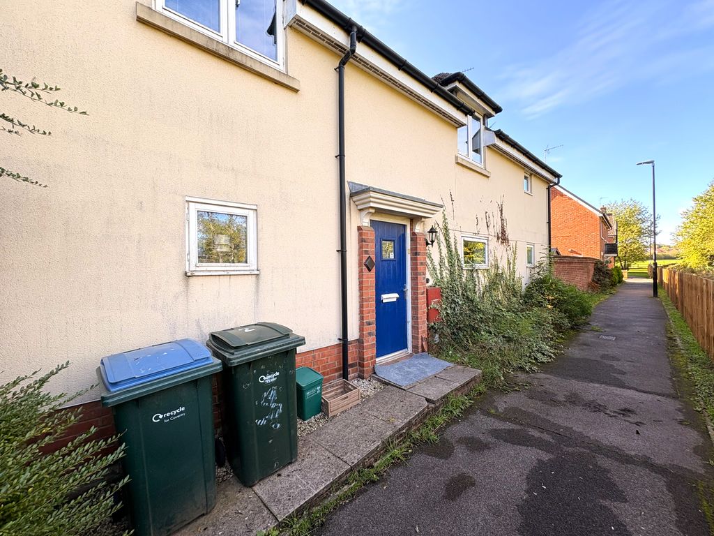 Property photo 1 of 12 Front