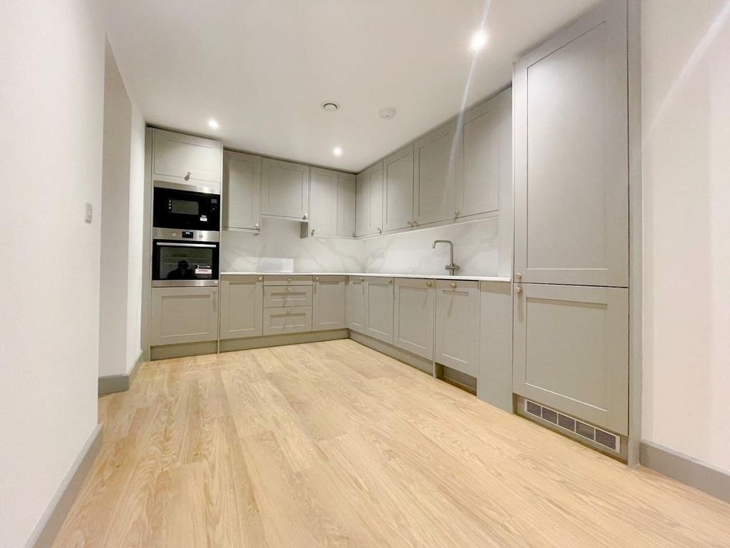 Property photo 2 of 9 Kitchen.Jpg