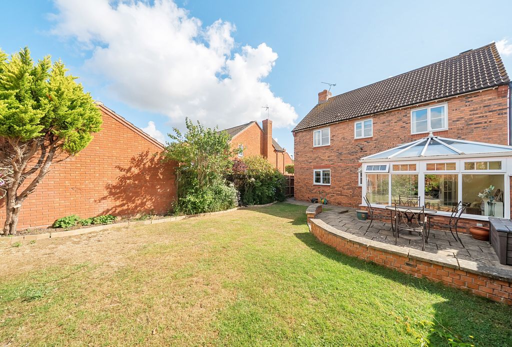 Property photo 2 of 10 1327736-18-687A0B...
