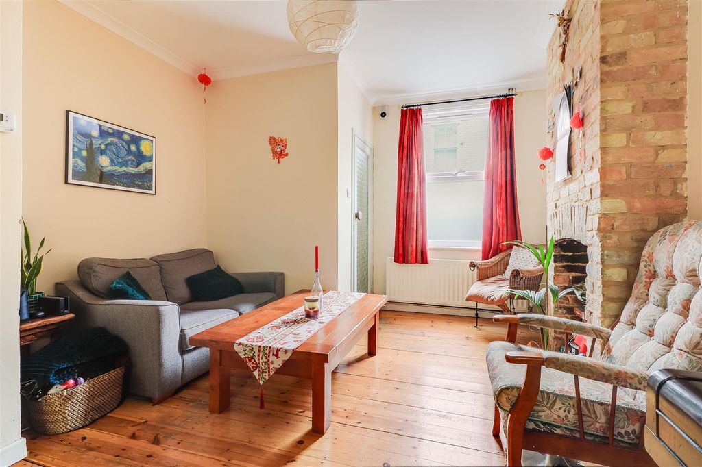 Property photo 2 of 20 Img (3).Jpg