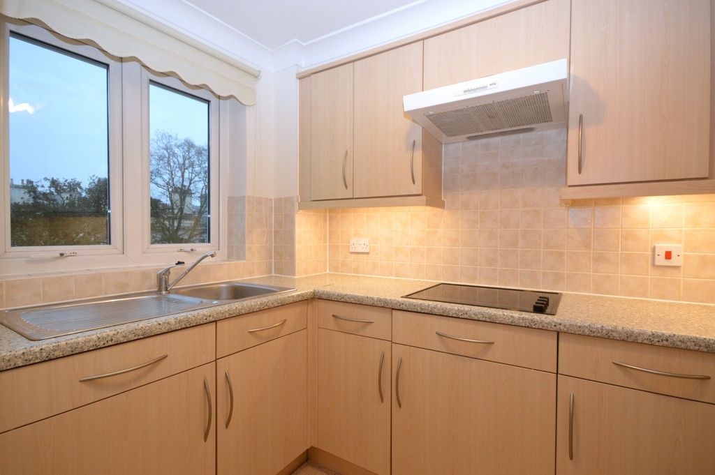 Property photo 2 of 6 Picture No. 04