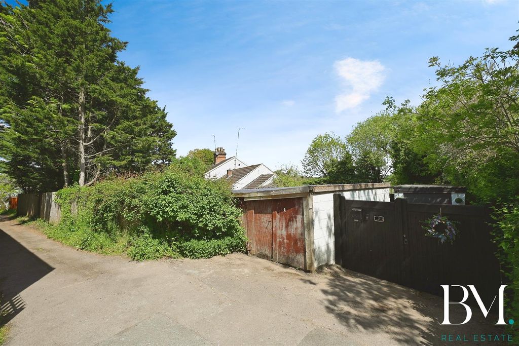 Tank Cottages, Newbold Road, Rugby CV21, 2 bed end terrace house for ...