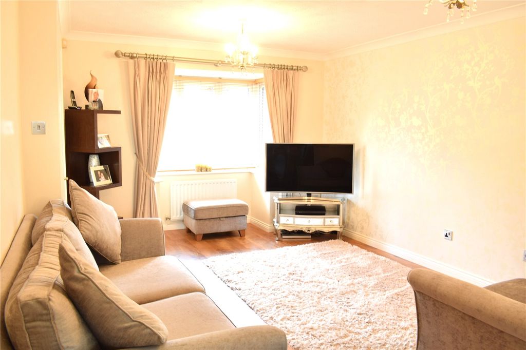 Property photo 2 of 14 Picture No. 05