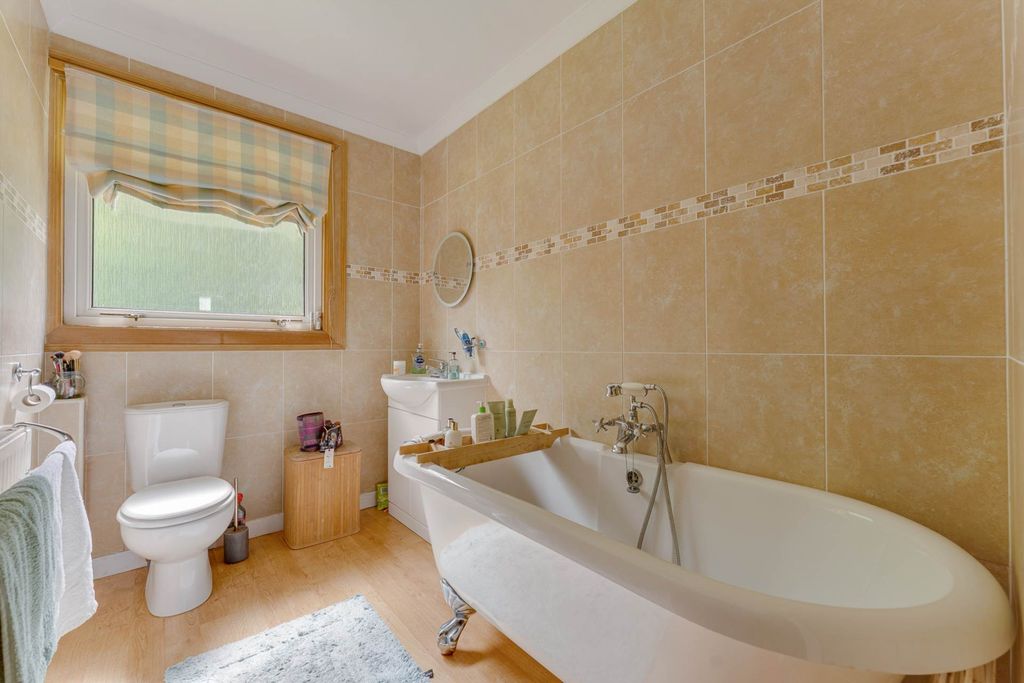 Additional image 16 of 4 bed bungalow for saleCedar Court, Kilbarchan PA10